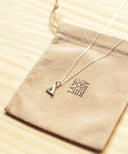 ANIKULAPO × rehacer Triangle necklace