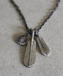 ×ANIKULAPO 1Wheel 2Feather Necklace