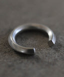 × ANIKULAPO cuff - edge-